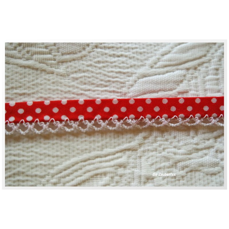 Schrägband mit Häkelborte, Punkte, rot, 2m-Stück